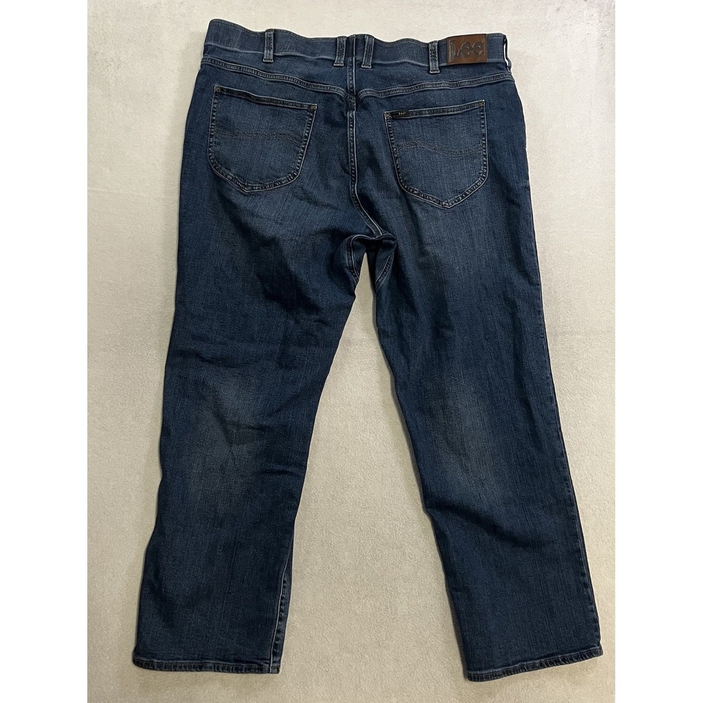Lee Extreme Motion MVP Jeans Mens 46x32 Blue Medium Wash Relaxed Straight Denim